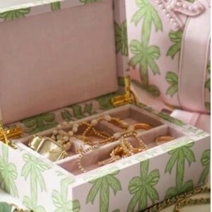 Stoney Clover Lane Palm Beach Tabletop Jewelry Box